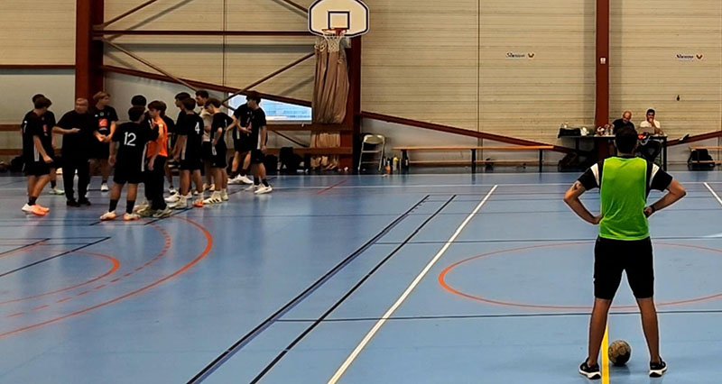 Temps mort des Moins de 17 ans du Narbonne Handball contre le Fenix